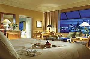 Singapore Luxury Holidays - Combine with a holiday in Maldives for a perfect Luxury Honeymoon