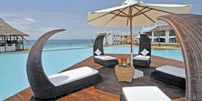 Zanzibar Luxury Holidays - Combine with a Tanzania Safari for a perfect Luxury Honeymoon